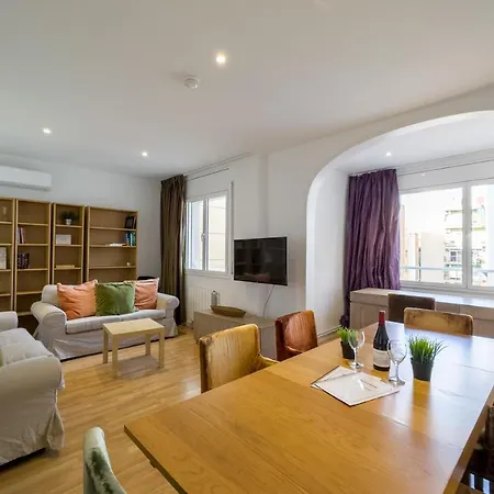 Ainb Barcelona Sants Apartments Exterior photo