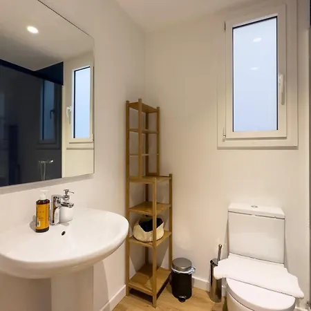 Ainb Barcelona Sants Apartments Room photo