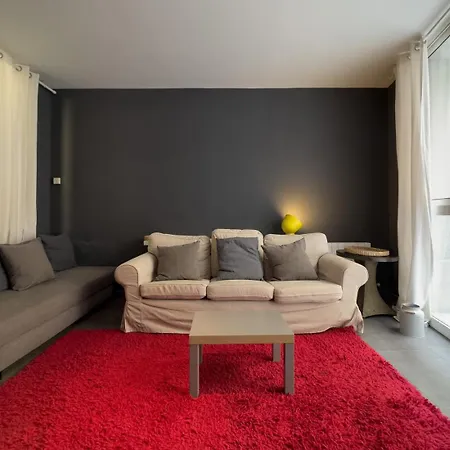 Ainb Barcelona Sants Apartments Room photo