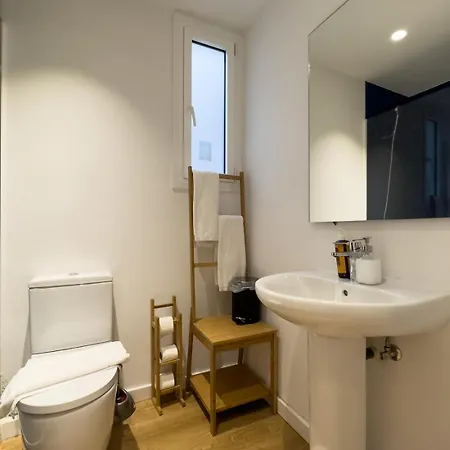 Ainb Barcelona Sants Apartments Room photo
