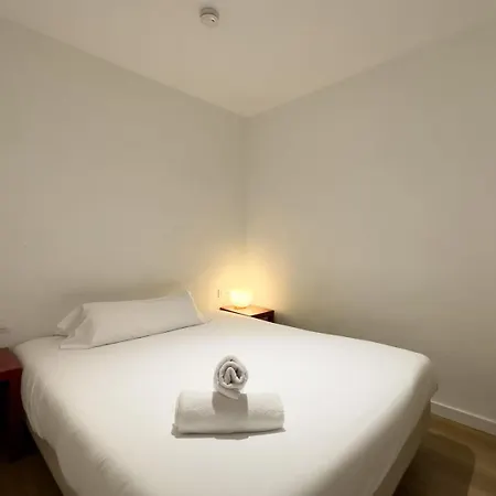 Ainb Barcelona Sants Apartments Room photo