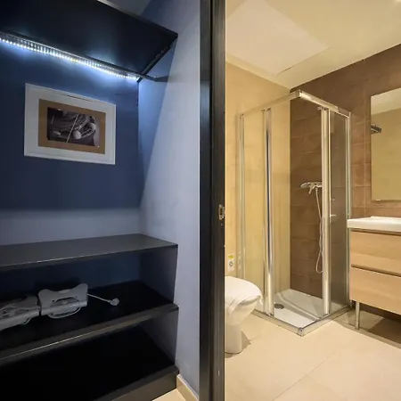 Ainb Barcelona Sants Apartments Room photo