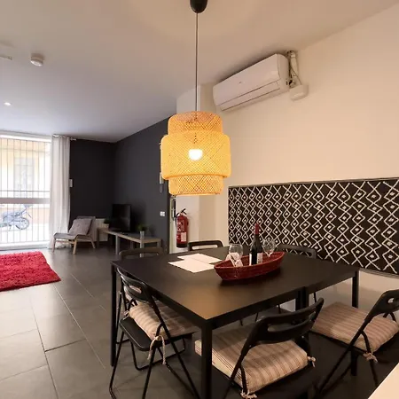 Ainb Barcelona Sants Apartments Room photo