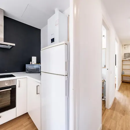 Ainb Barcelona Sants Apartments Room photo